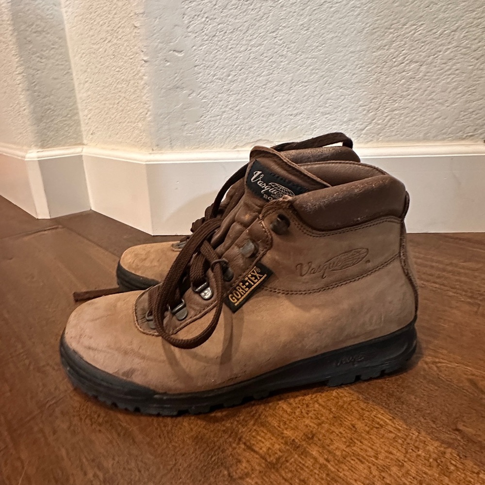 Vasque Brown Leather Hiking Boots
